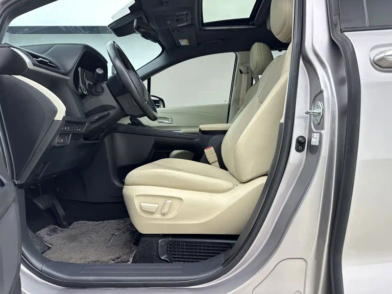 alphard sienna