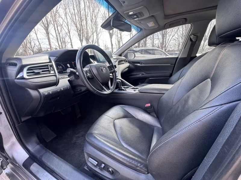 alphard camry