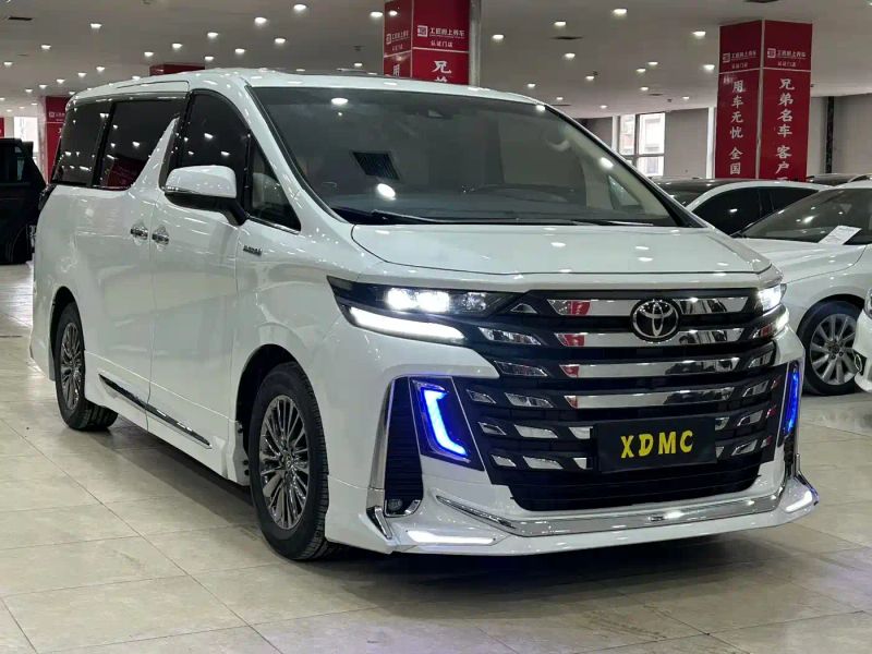 alphard crown