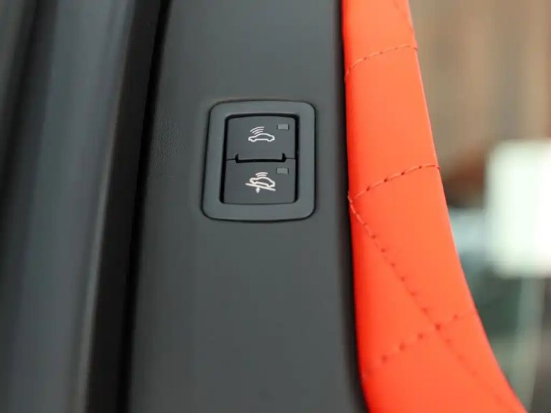 Lamborghini supercar