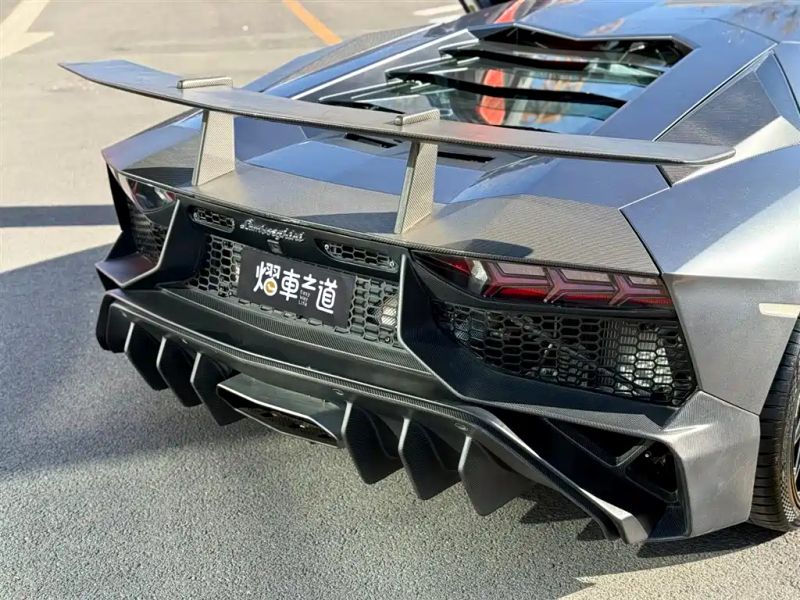 Lamborghini supercar