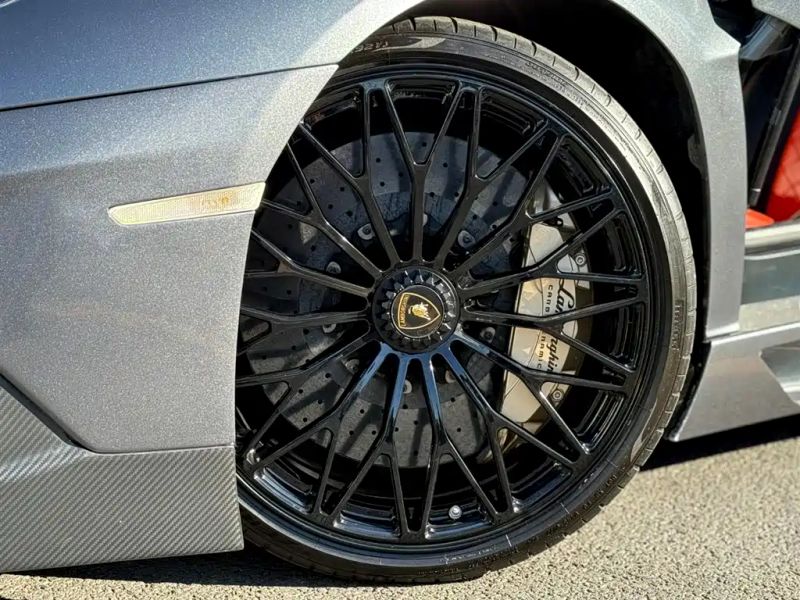 Lamborghini supercar