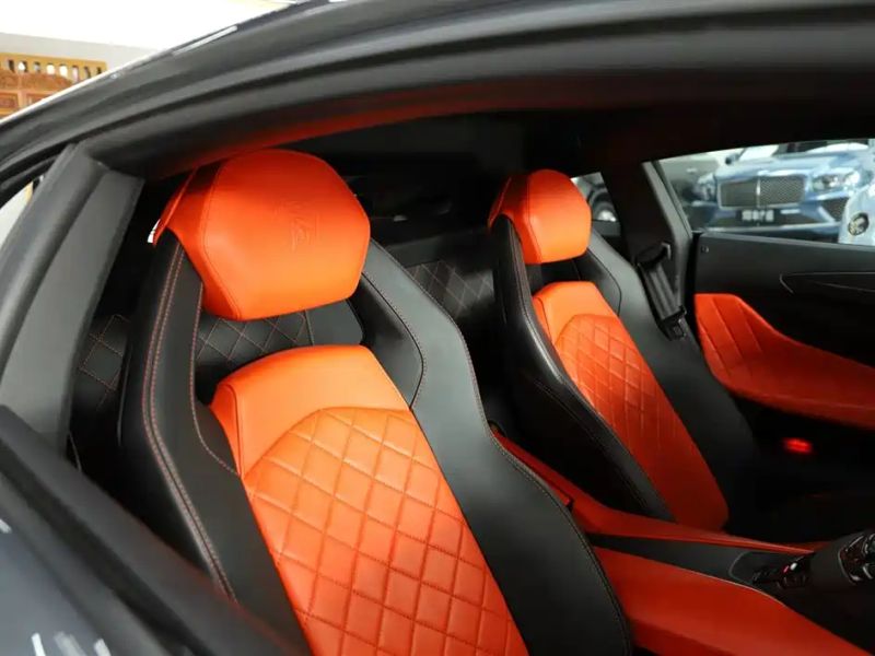 Lamborghini supercar