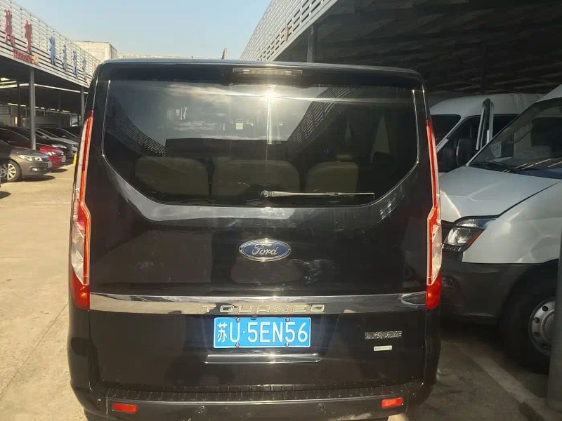 mondeo tourneo