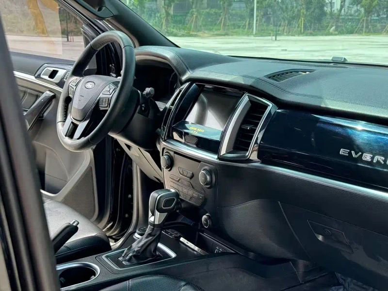 mondeo everest