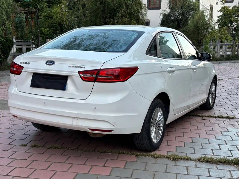 mondeo foreshadow
