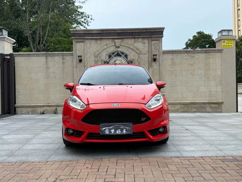 mondeo fiesta