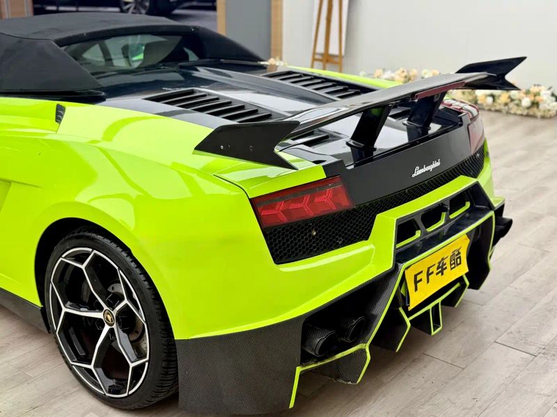 Lamborghini sports_car
