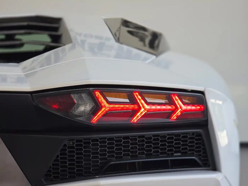 Lamborghini supercar