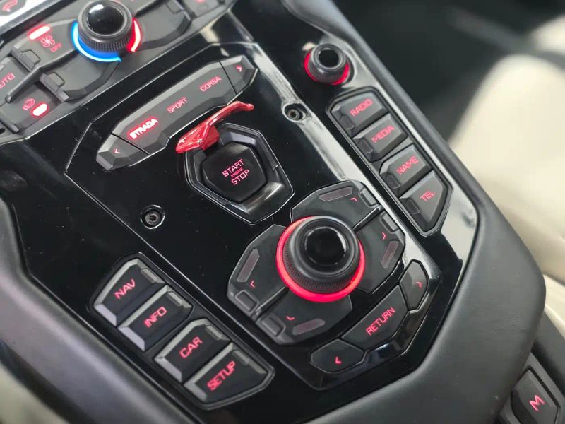 Lamborghini supercar