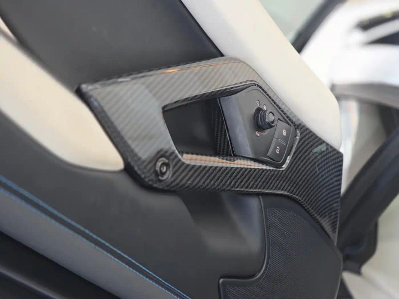 Lamborghini supercar