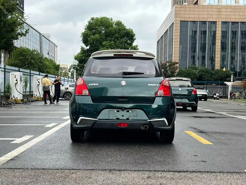 jimny yuyan