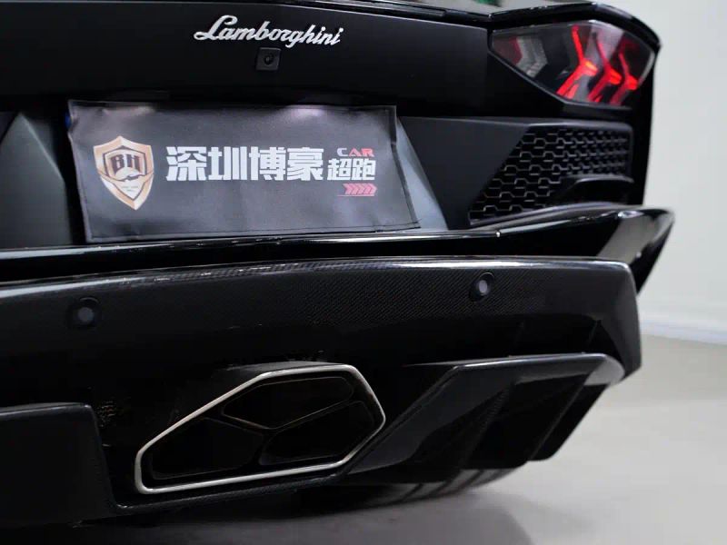 Lamborghini supercar