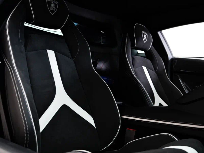Lamborghini supercar