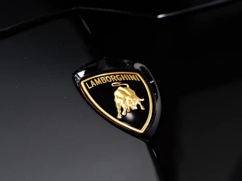Lamborghini supercar