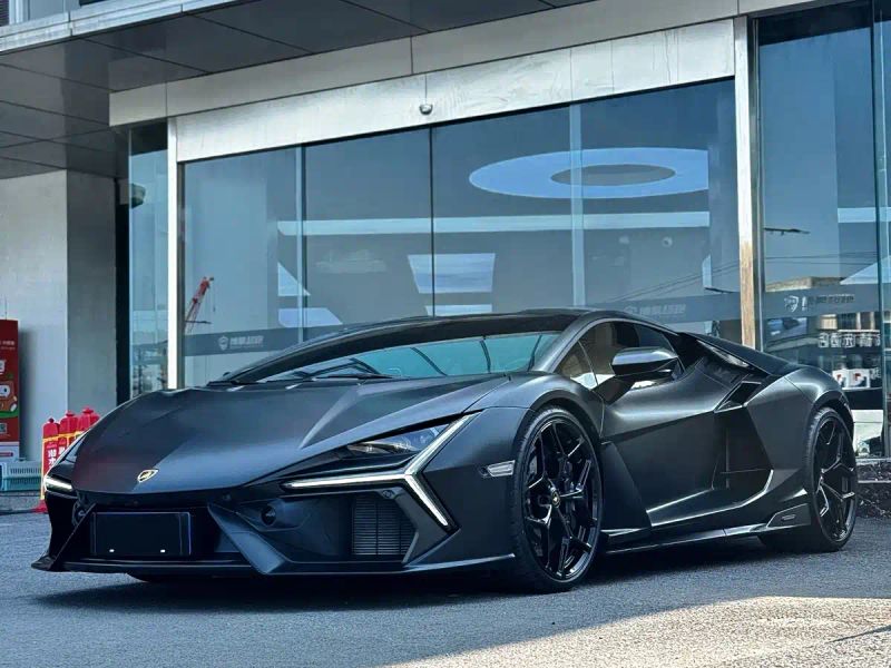 Lamborghini supercar