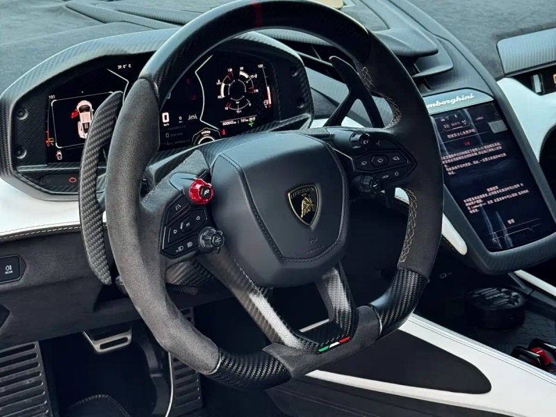 Lamborghini supercar