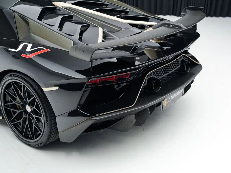 Lamborghini supercar