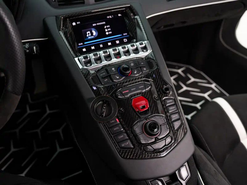 Lamborghini supercar