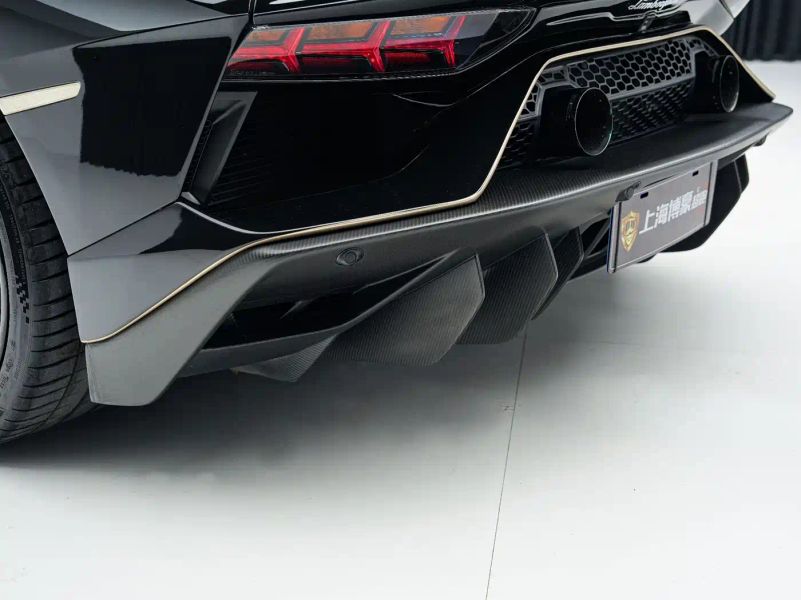 Lamborghini supercar