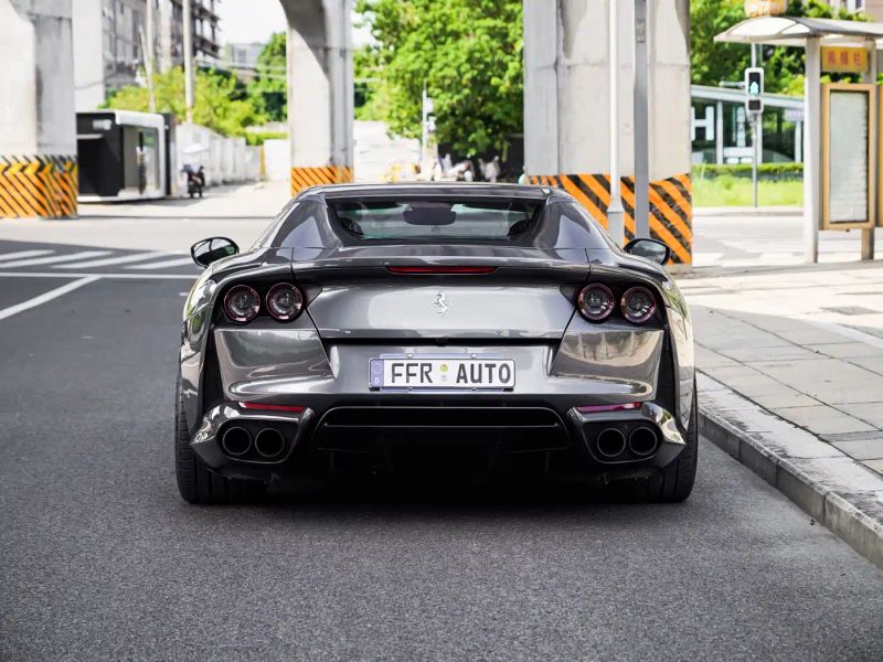 california ferrari_812