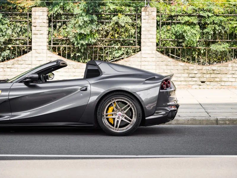 california ferrari_812