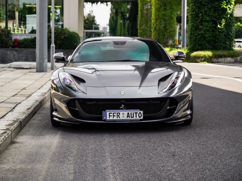 california ferrari_812