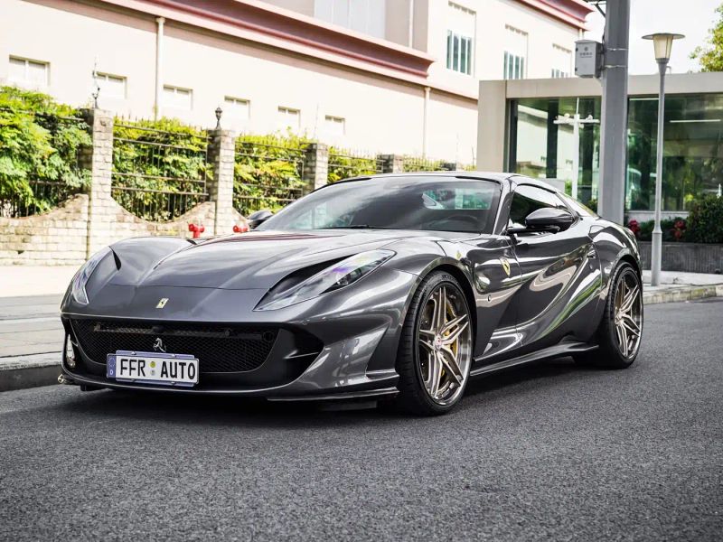 california ferrari_812