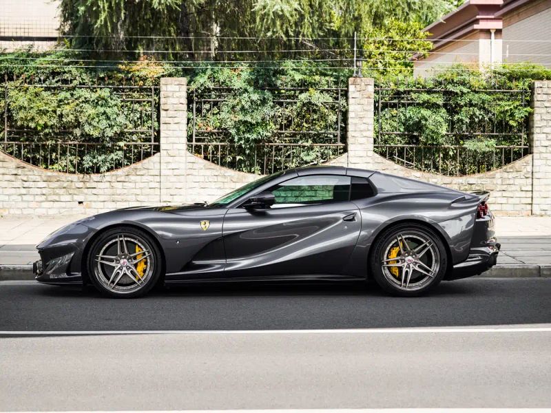 california ferrari_812