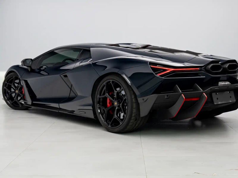 Lamborghini supercar