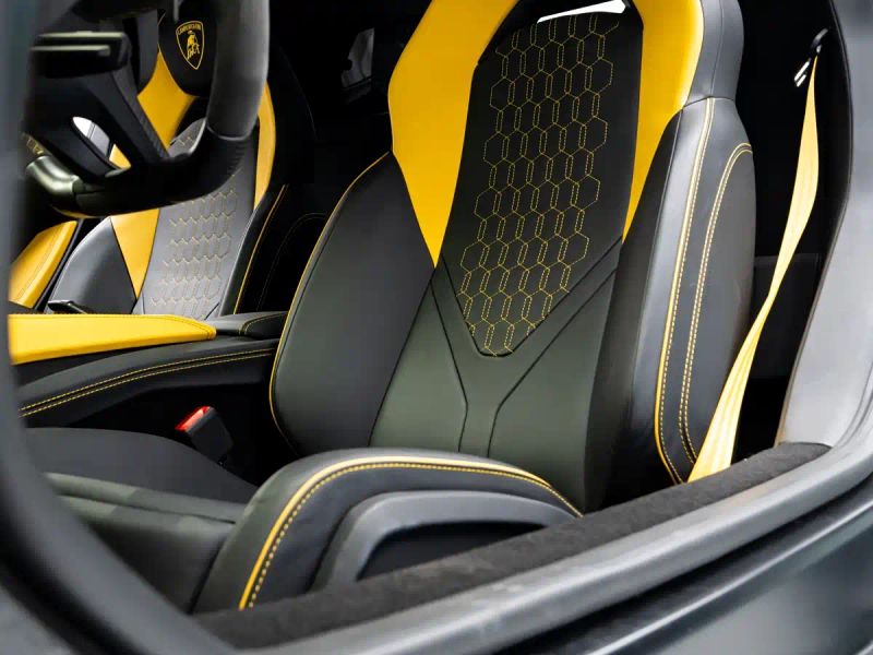 Lamborghini supercar