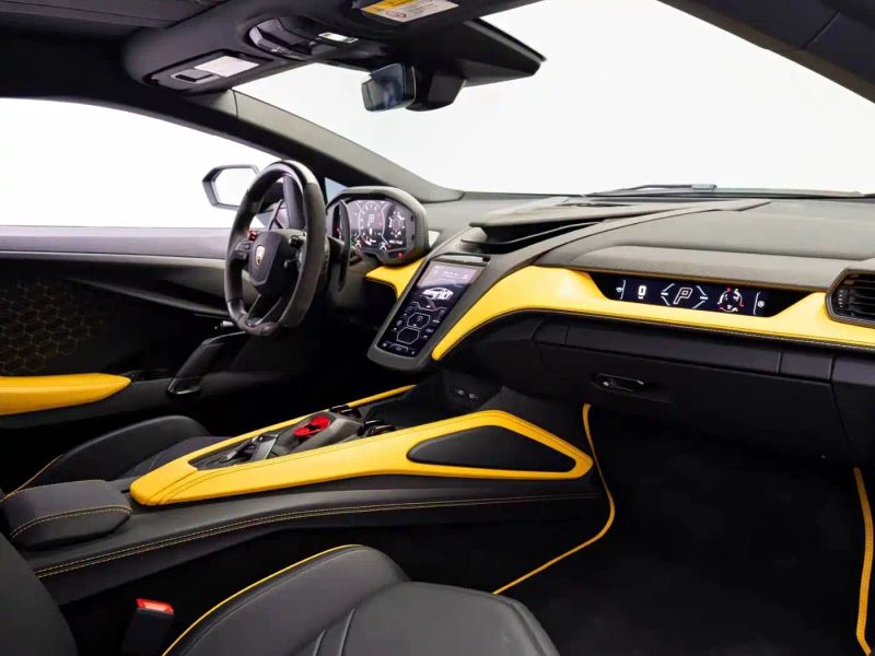 Lamborghini supercar
