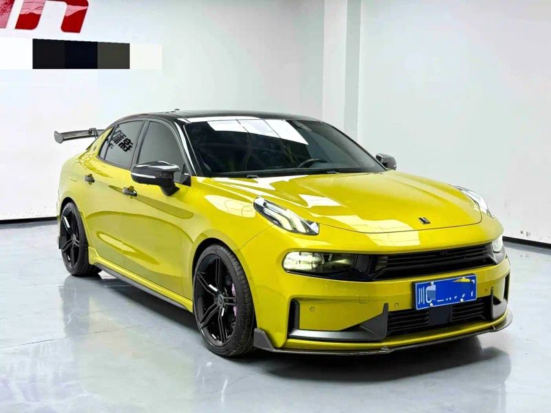 Lynk&co 03