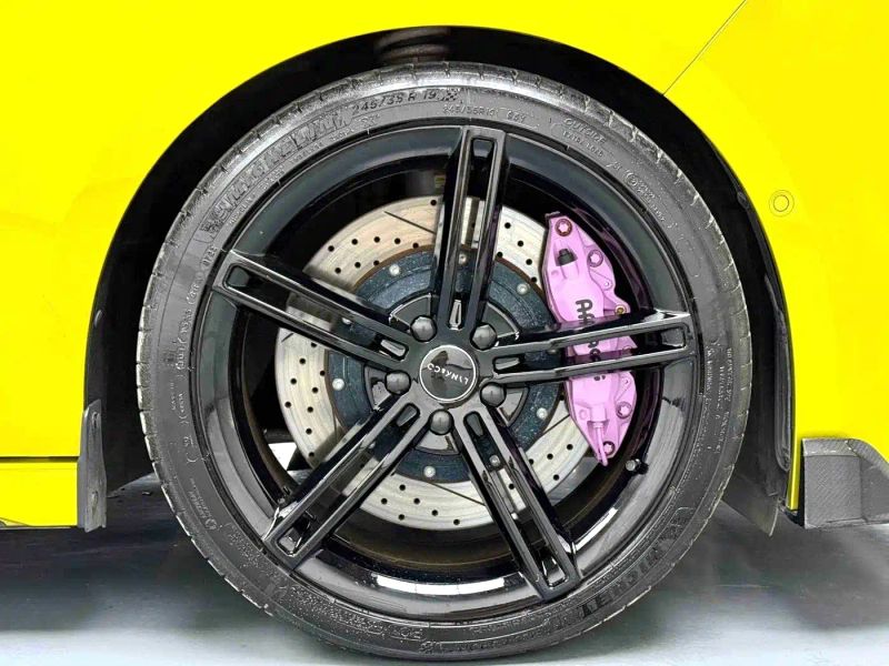Lynk&co 03