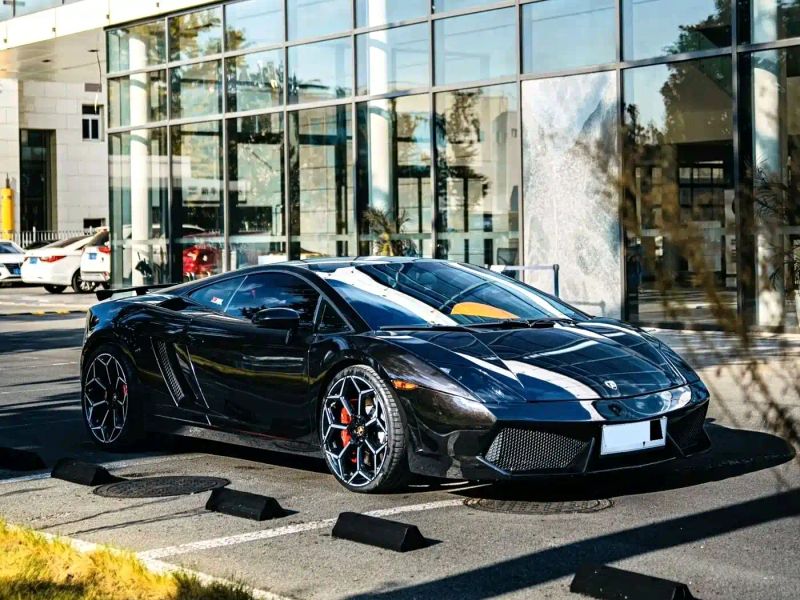 Lamborghini sports_car