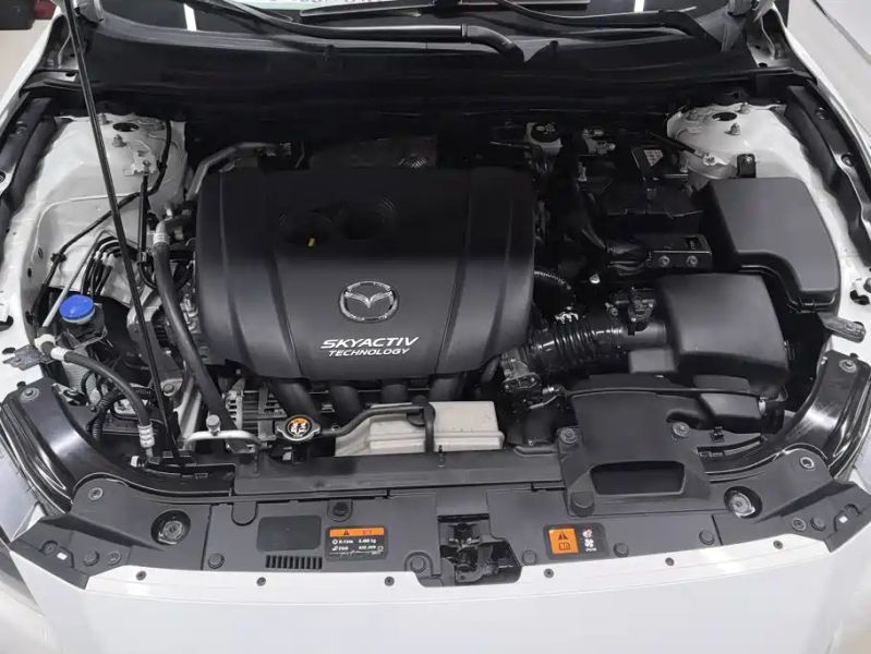 Mazda axela