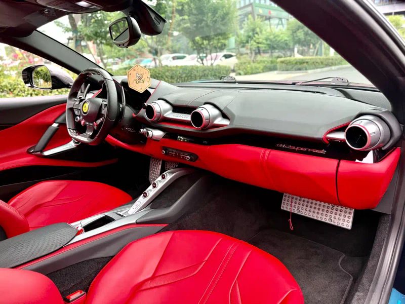 california ferrari_812