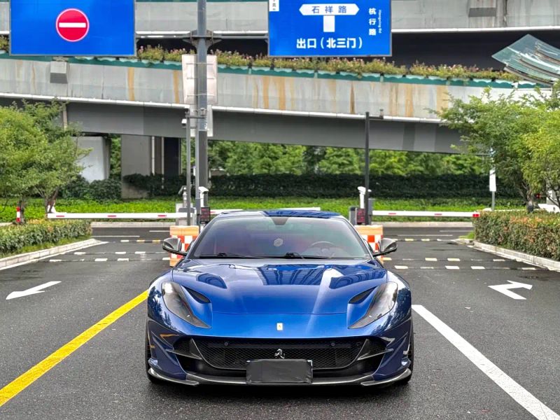 california ferrari_812
