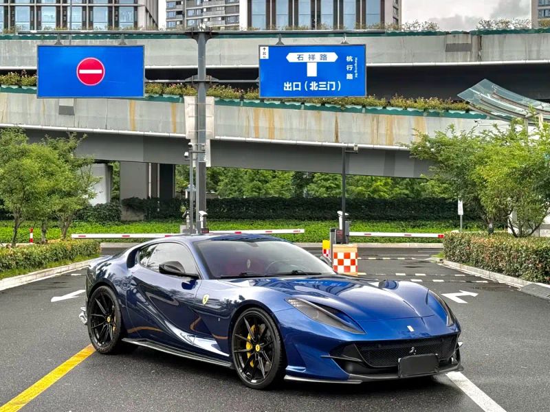 california ferrari_812