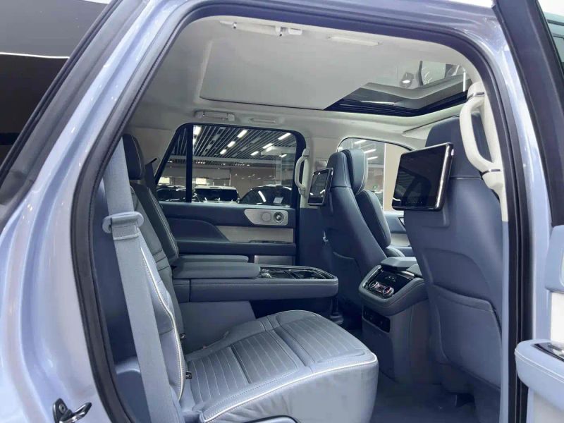 navigator president