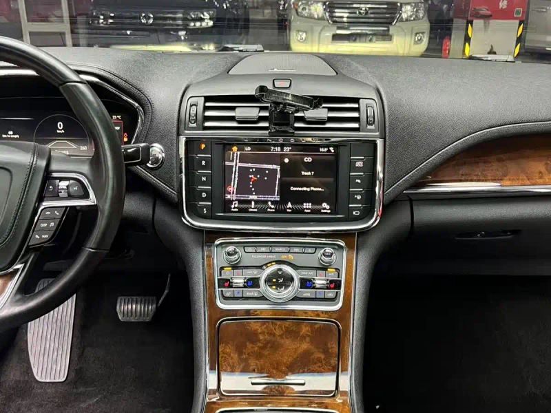 navigator continental