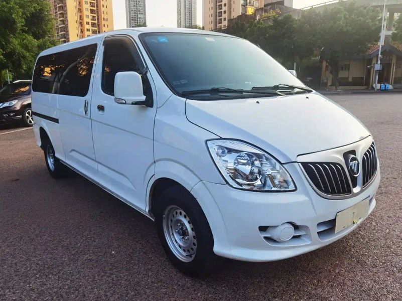 tuoyano van