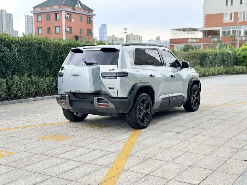 tiqi titan