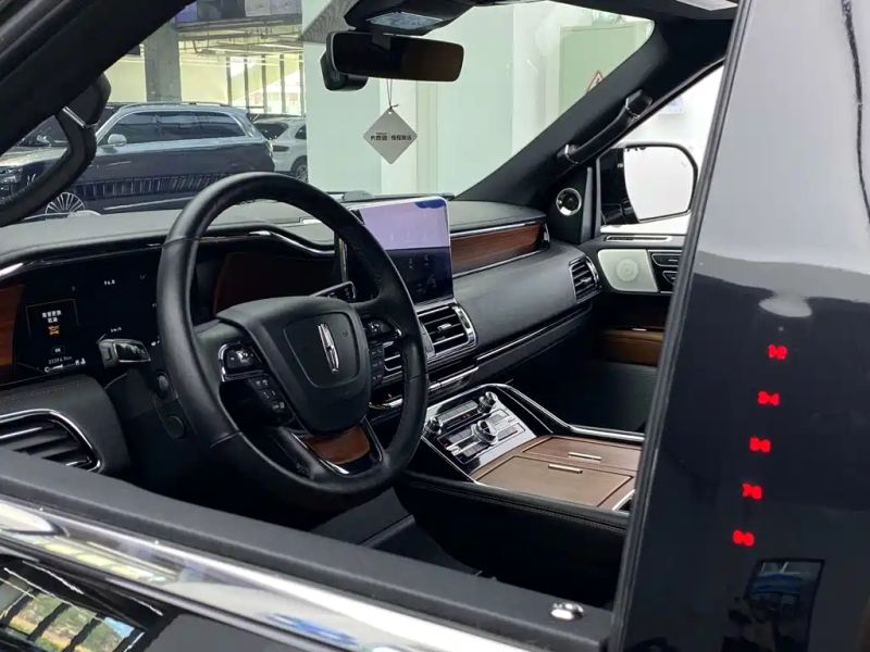navigator navigator
