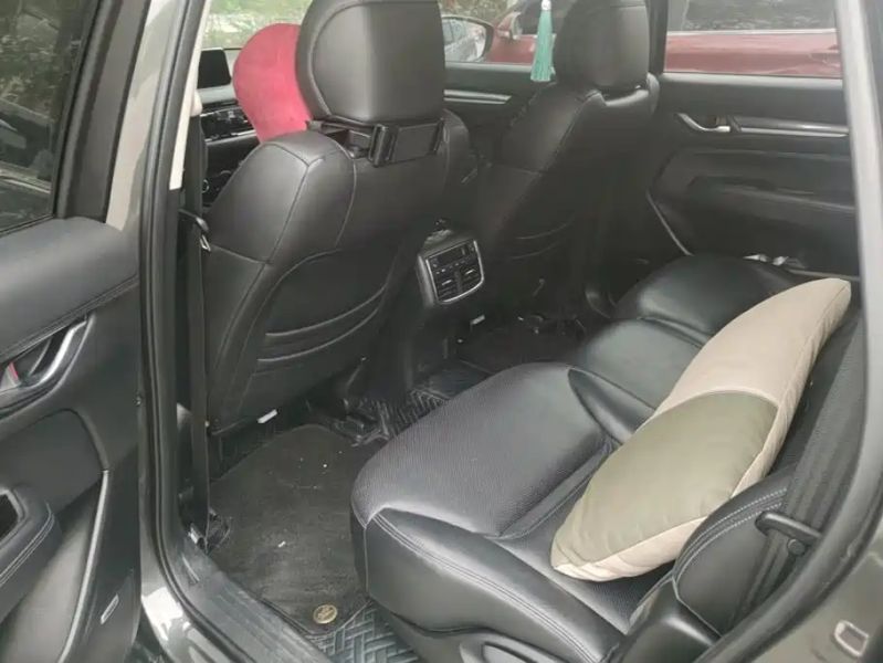 Mazda cx8