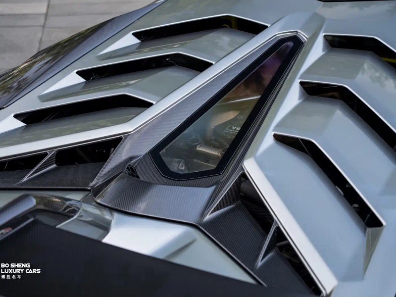 Lamborghini supercar