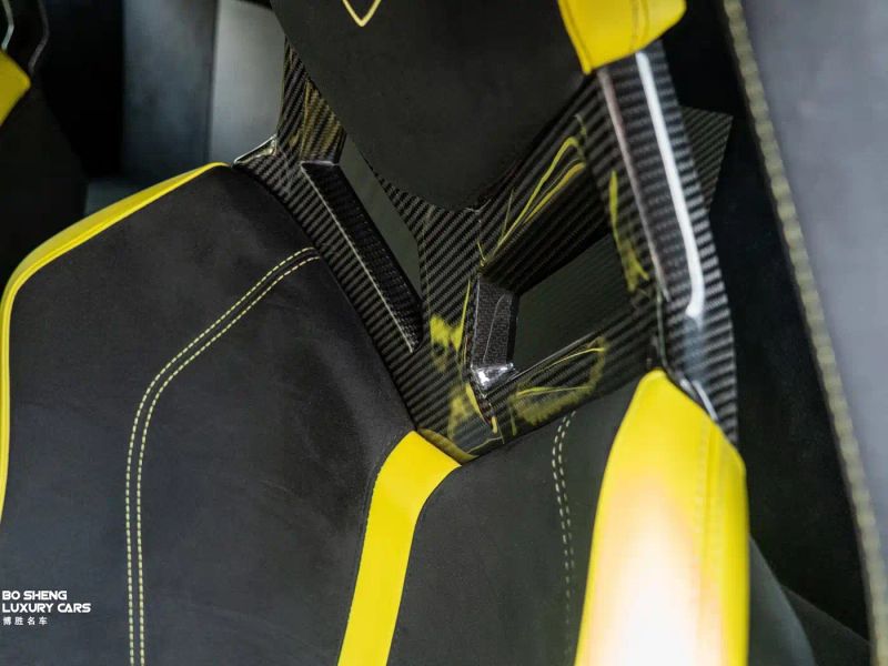 Lamborghini supercar