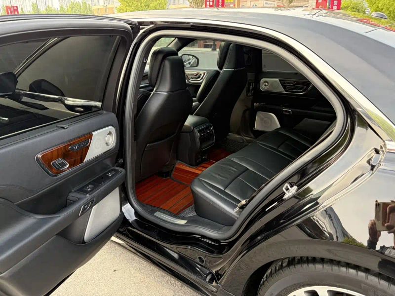 navigator continental