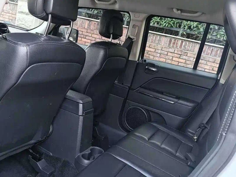 Jeep grand-cherokee-imported