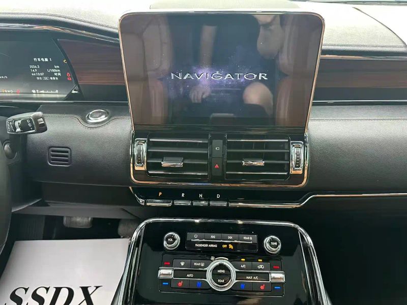 navigator navigator
